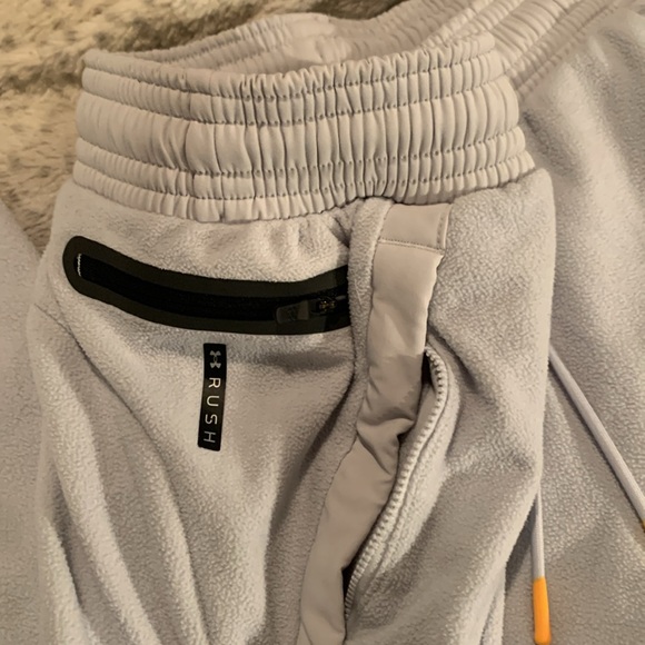 Grey Underarmour fleece joggers with Celliant
Size L - Picture 2 of 6